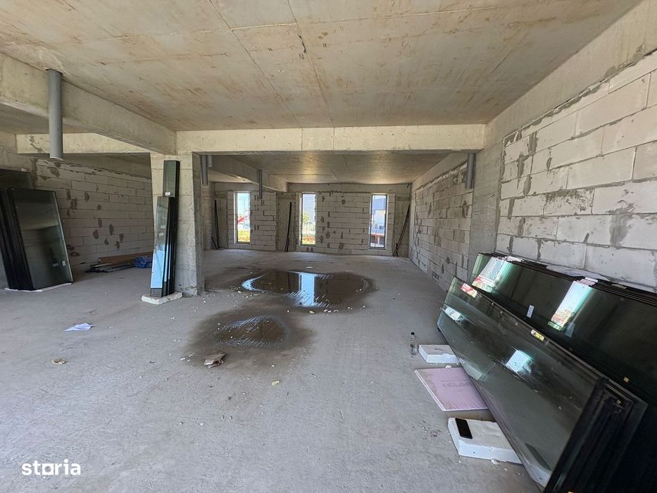 Spațiu comercial de vânzare – 172 mp – Imobil nou –