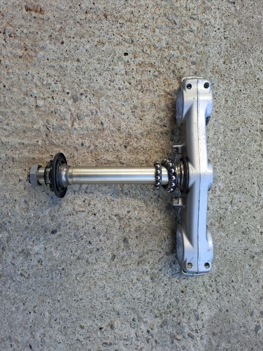 Jug inferior pentru Honda cbr 1000 rr model 2008-2011