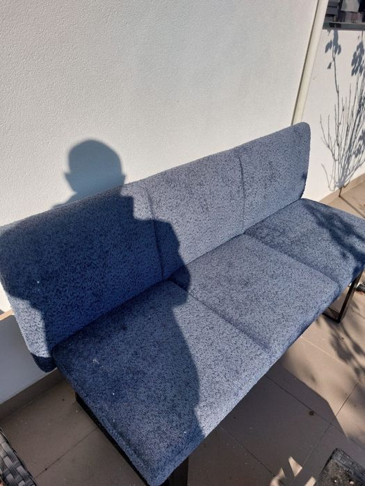 Canapea fixa - 3 persoane - in stare foarte buna