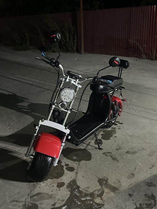 Vand scuter electric