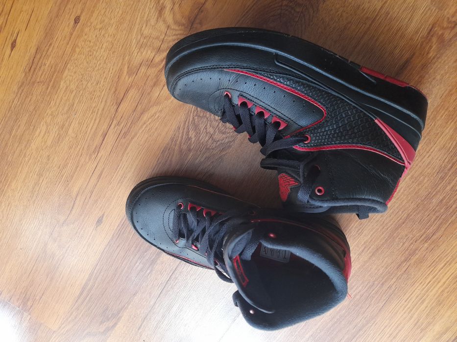 Jordan 2 Retro кецове 38 номер.