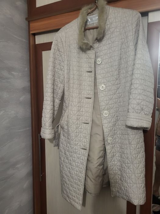 Пальто демисезонное