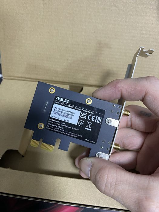 Wi-Fi адаптер ASUS PCE-AXE59BT