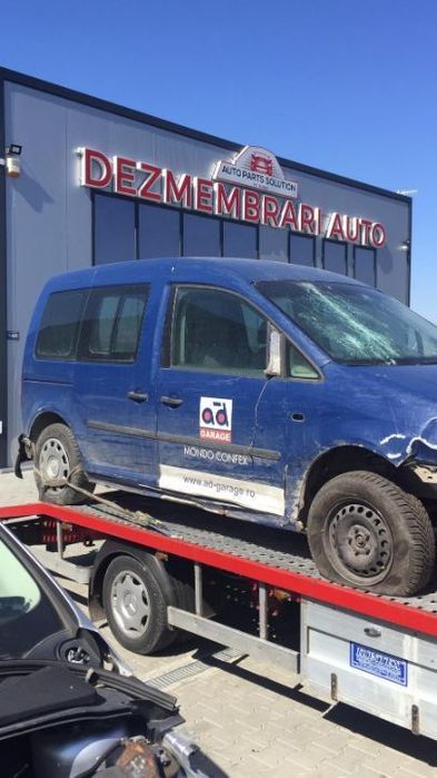 Dezmembram VW Caddy Life 1.9 TDI,an fabr 2007