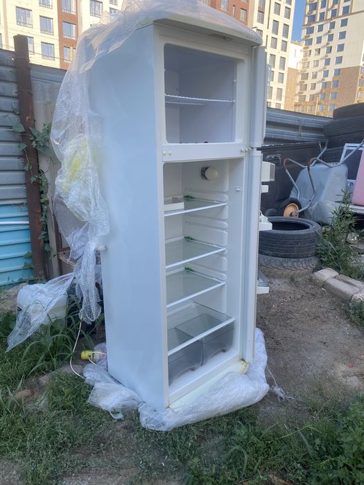 Продам холодильник