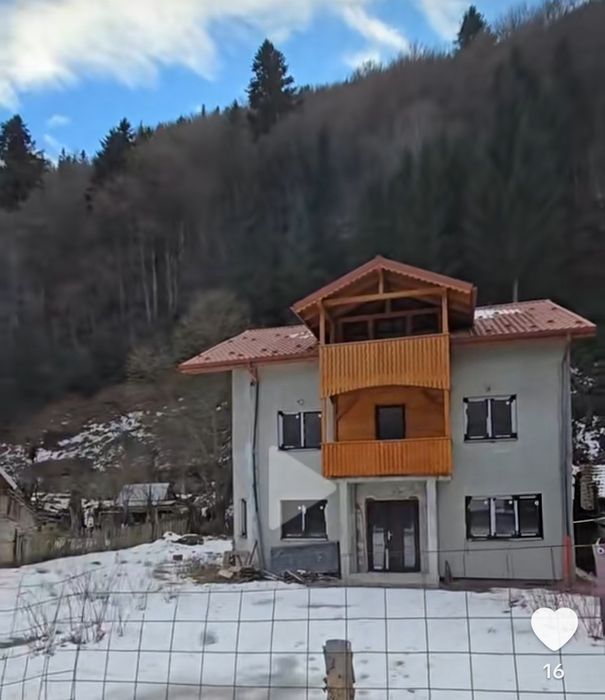 Pensiune casa Voineasa obârșia lotrului