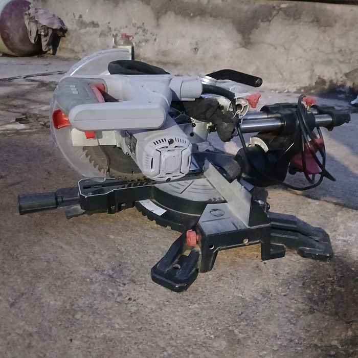 Торцевая электро пила