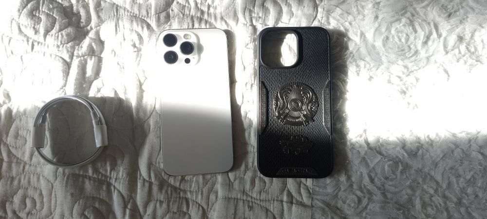 Продам iPhone 16 pro