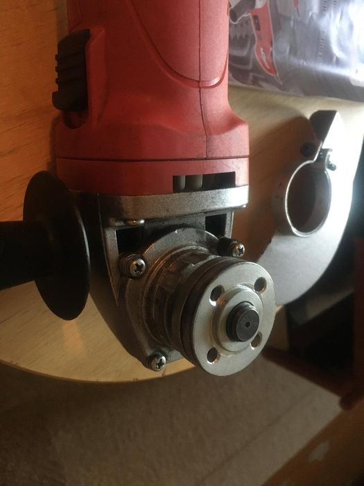 Продам болгарку б/у