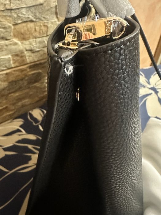 Чанти нови Furla Sofia/Фурла бежова и черна с дръжки за рамо, голям размер