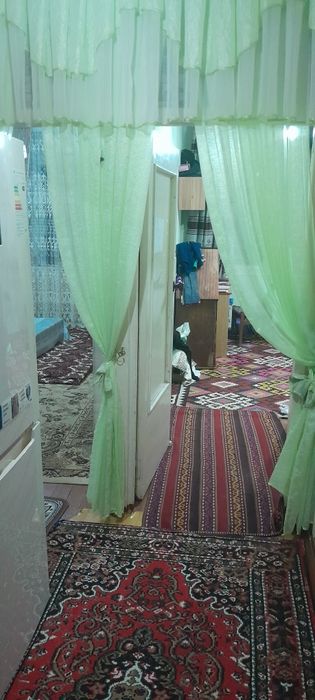 2 хоналик уй сотилади.