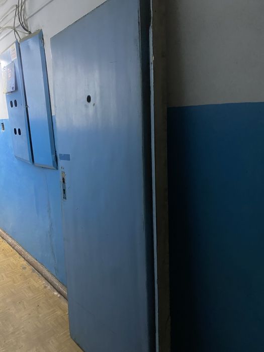 Деревянные входные двери