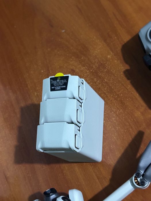 DJI Mini 4 Pro Fly More Combo