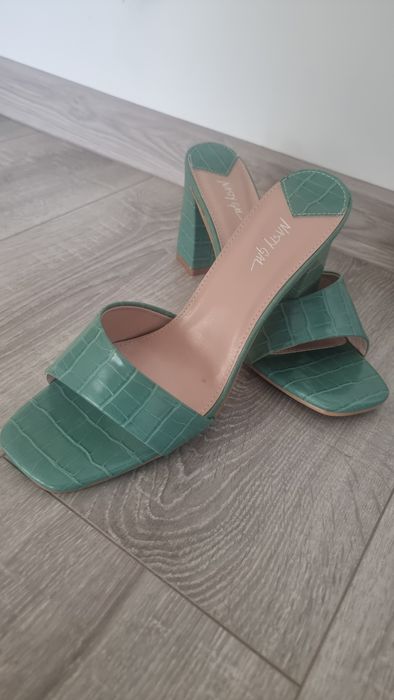 Papuci cu toc Nasty Gal