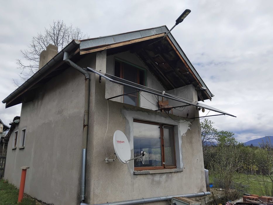 Продава се Къща в Казанлък - 54 кв.м за 926 €/кв.м - Снимка #2