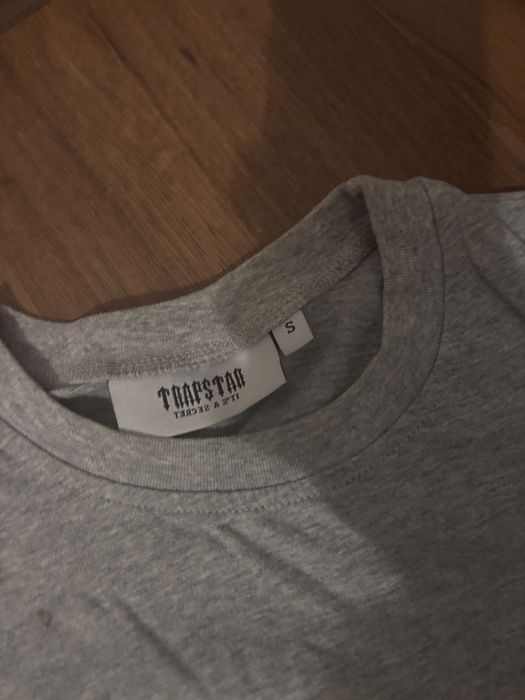 vand tricou trapstar