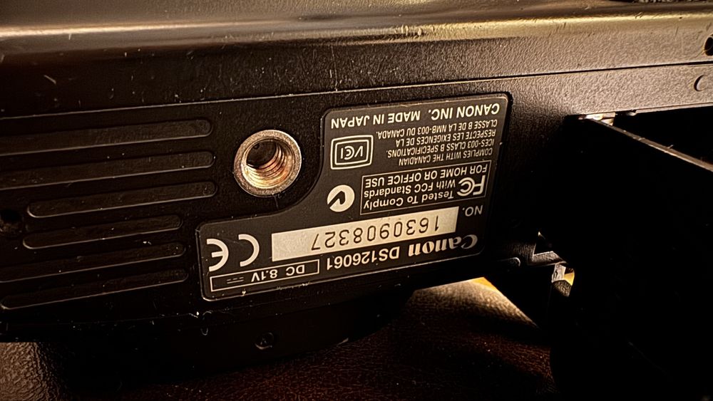 Body Canon 20 d DEFECT !