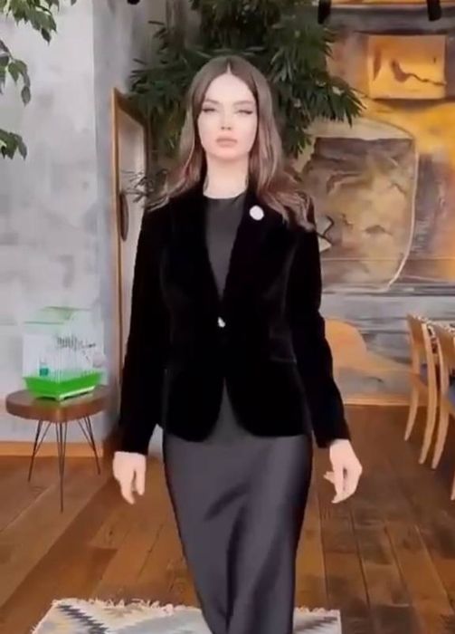 Новый вечерний Пиджак 40р