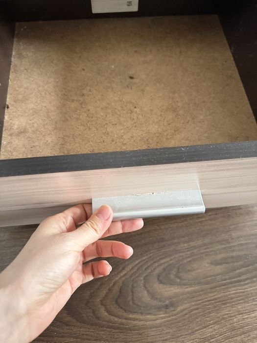 Noptiera maro cu sertar