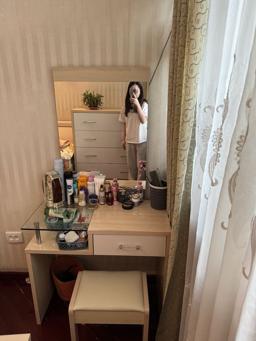 Спальный гарнитур