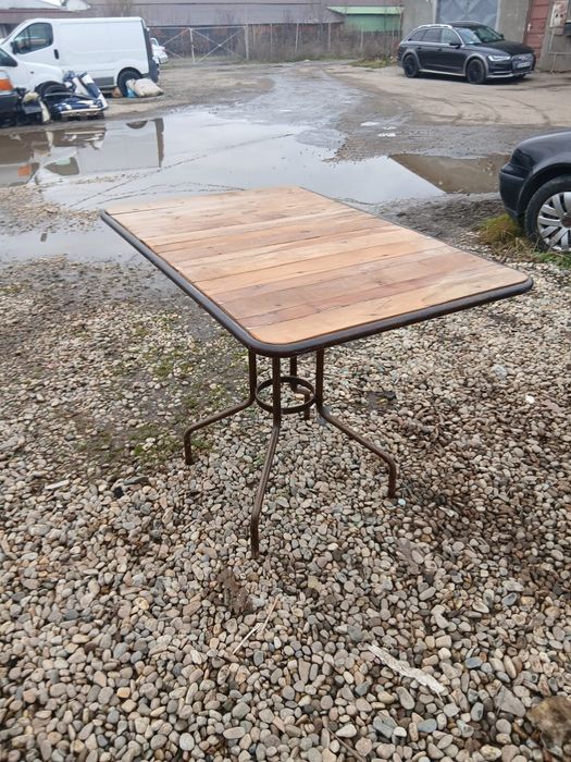 Mobilier vechi lemn masiv 300 lei