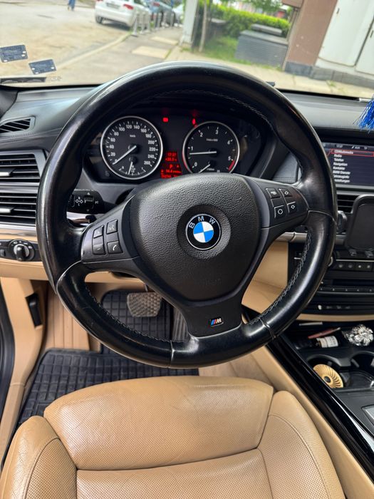 Продава се BMW X5 e70