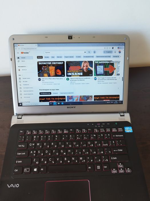 Лаптоп Sony Vaio - 14 инча , 8GB рам, 4 часа батерия, 120GB SSD
