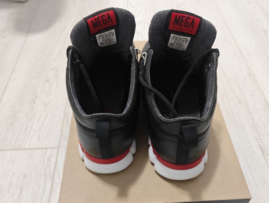 Adidas  43 номер