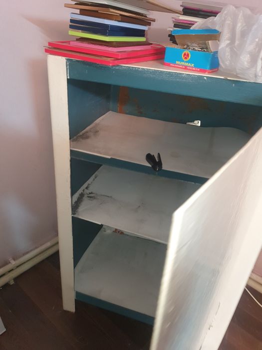 Продам мебель из бывшего детсада