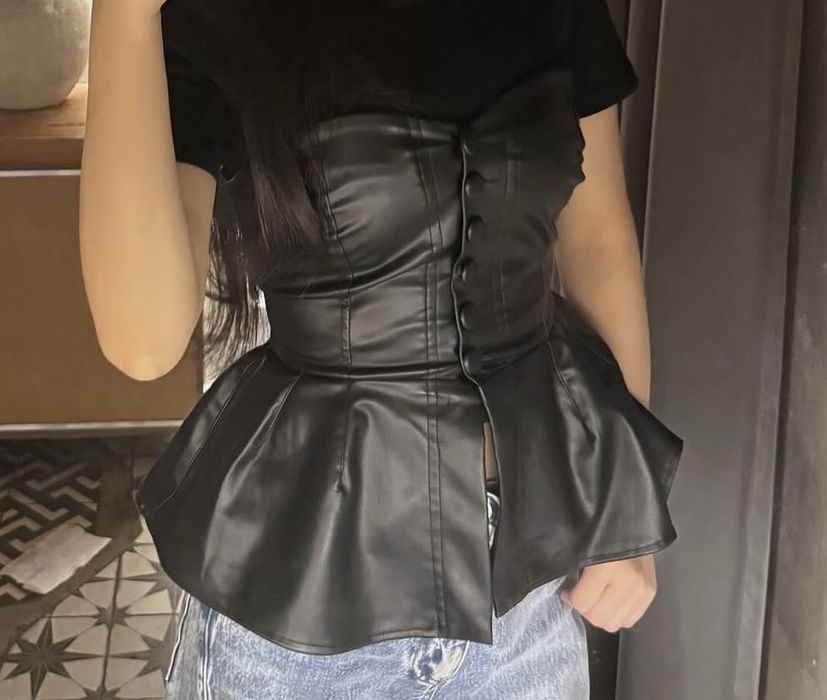 Все вещи по 7000 тг