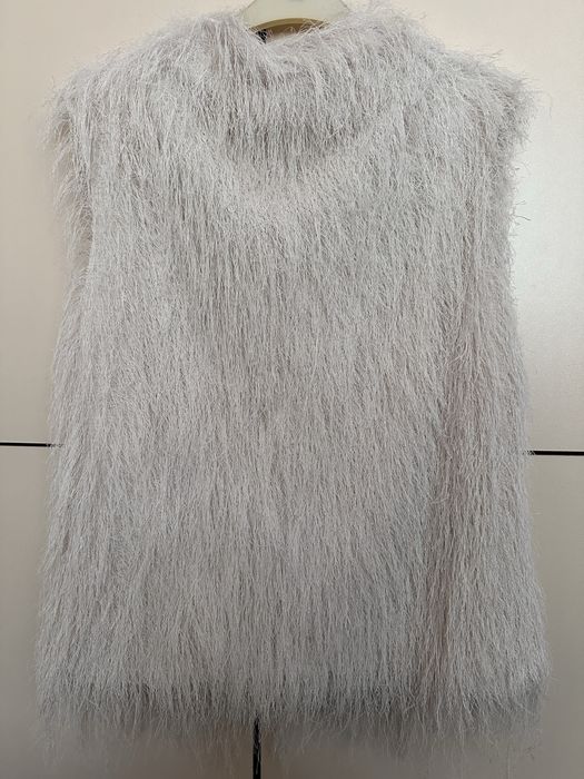 Елеганен и модерен топ