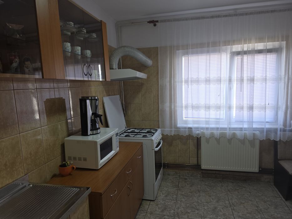 SUPER OFERTA - Ieftin - Apartament cu 3 camere modern si spatios  Gavana  Lumina, stradal