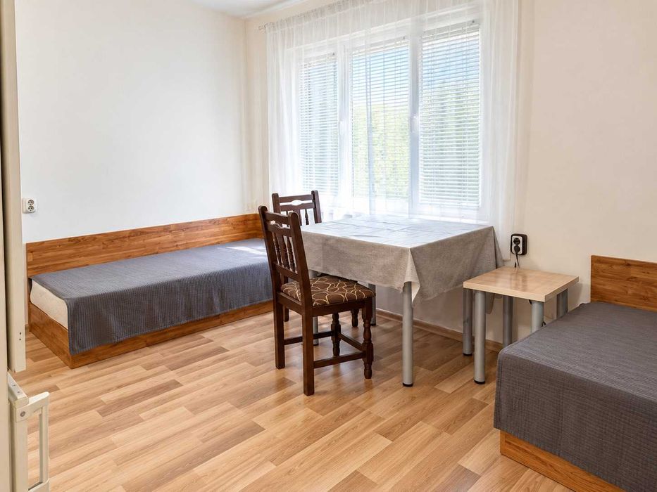 Дава се под наем Едностаен апартамент в Пловдив, Център - 30 кв.м за 200 € - Снимка #1