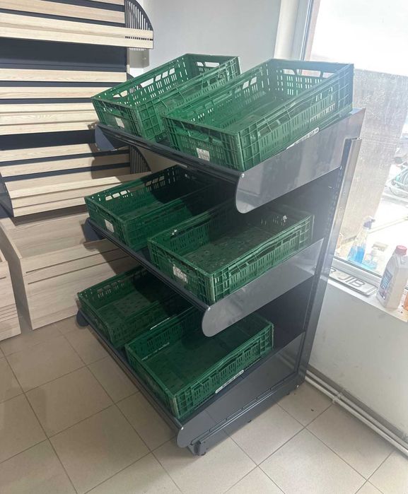 Rafturi metalice si mobilier comercial