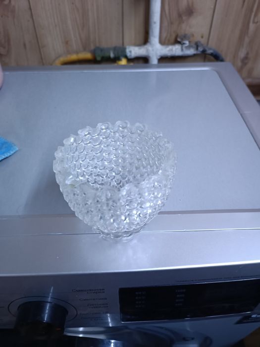 Сахарница  стеклянная.