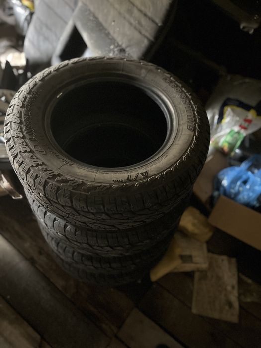 Продам жирную резину r15