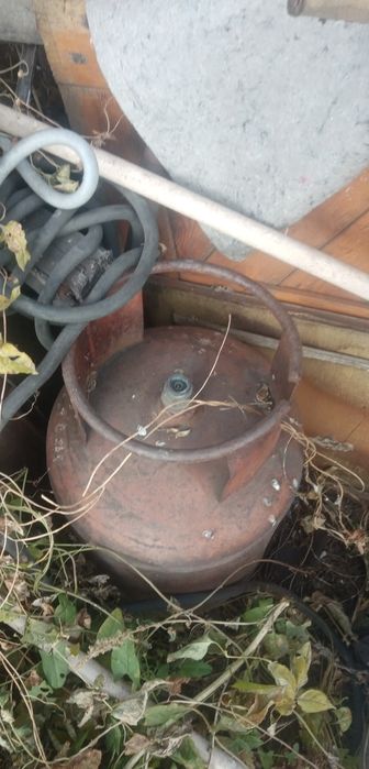 Продам газ болоны