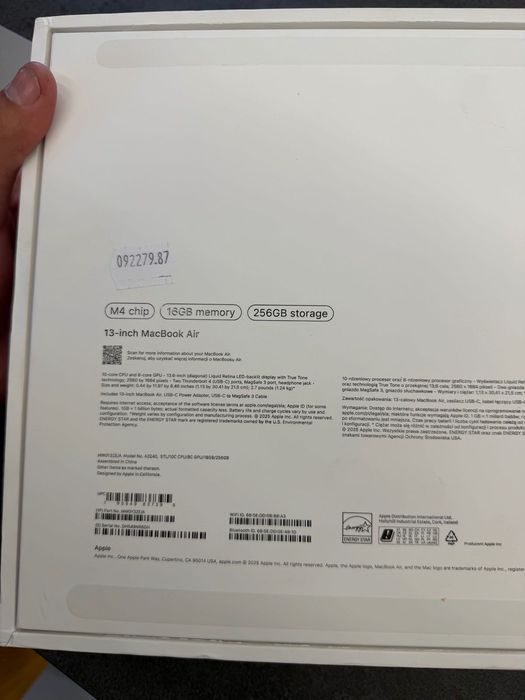 Apple MacBook Air M4