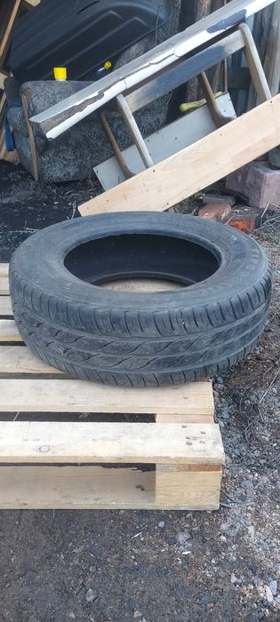 Продам шины 2 шт