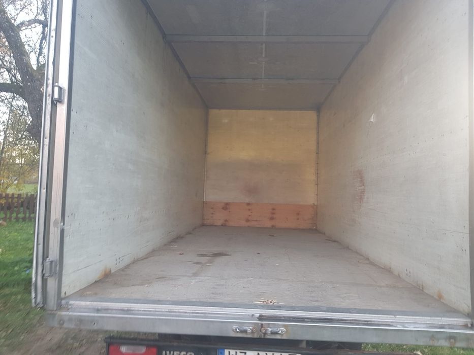 Duba cub izoterme iveco daily Varfurile • OLX.ro