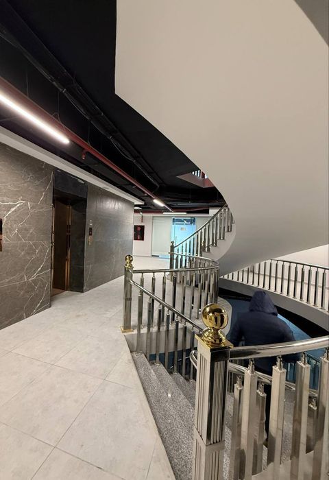 Нежилое помещение под офис, Zarafshon City, Яккасарайский р-н