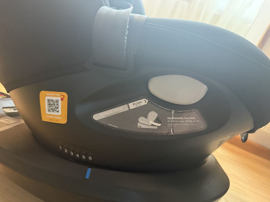 Scaun autor Joie I-Spin cu spatele la mers!