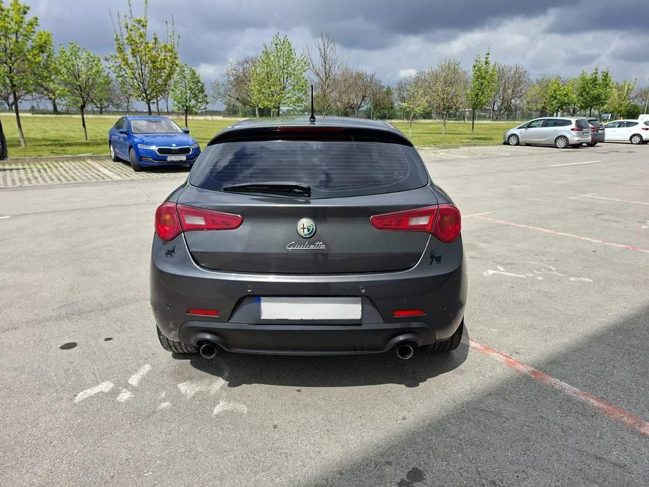Alfa Romeo Gulietta 2.0-JTDm2 140кс.6 ск.