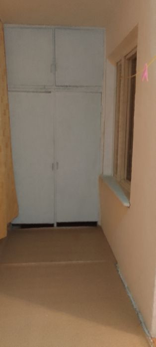 Юнусабад-15  1/1/4  (метро Туркистон) полупустая.