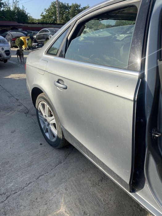 Ușă stânga spate Audi A4 B8 Berlină cod vopsea 7Y7G