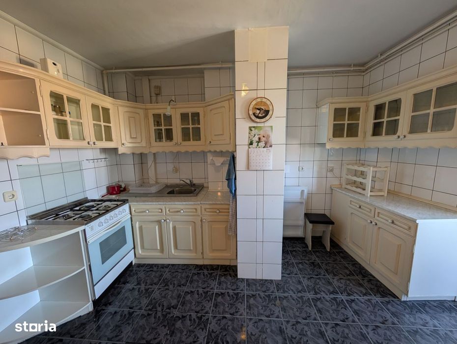 De inchiriat! 2 camere decomandate Parcul Catedralei