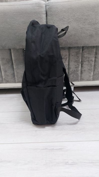 Продам рюкзаки цена за всё 3000 тг.