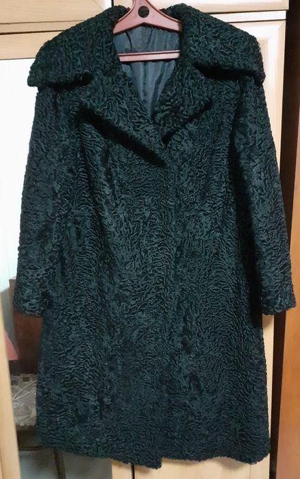 Продам шубу каракуль