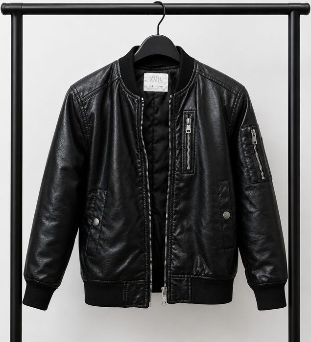 Черно ,,bomber" яке ZARA