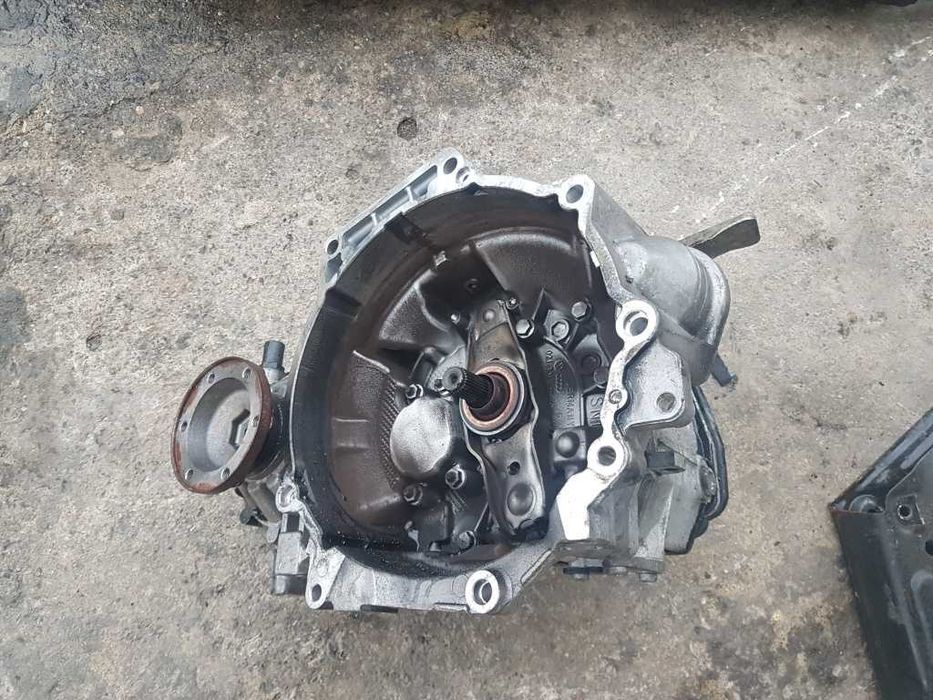 Cutie viteze VW Skoda Audi 1.4tdi BNM 5+1 trepte Polo 9n facelift 9n3